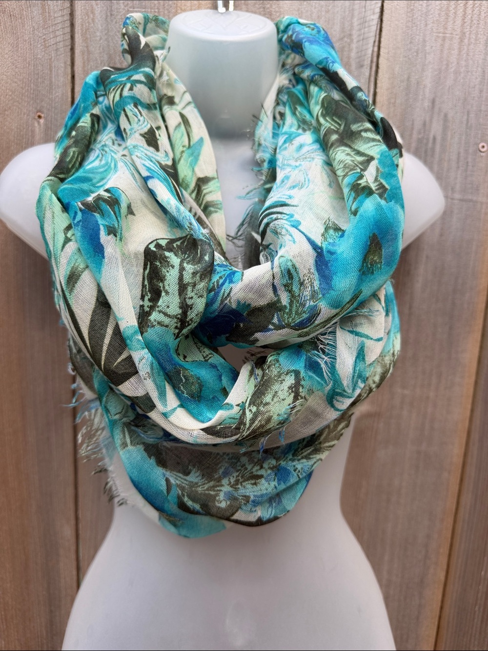 Charming Charlie Infiniti, Loop Floral Scarf